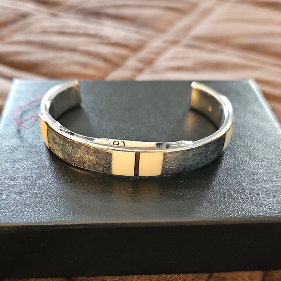 Cuff Bracelet - Picture 8 of 15